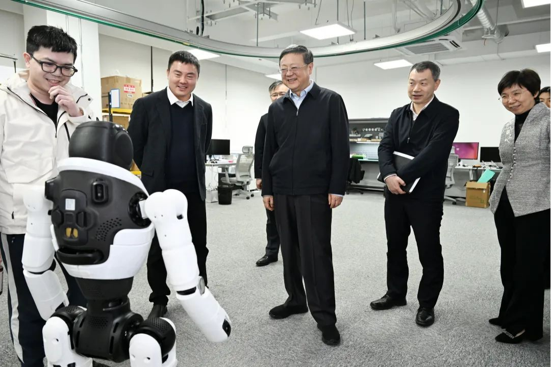 上海市委书记陈吉宁专题调研c币钱包机器人